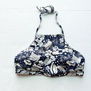 Uniqlo Woman’s Floral Swim Top